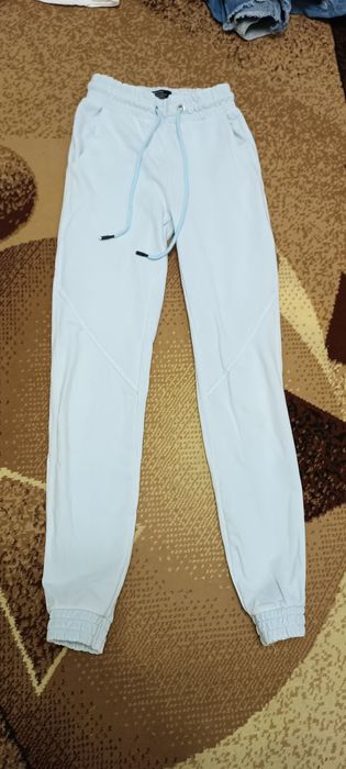 Весняна куртка,пуховик, светр на XS-S