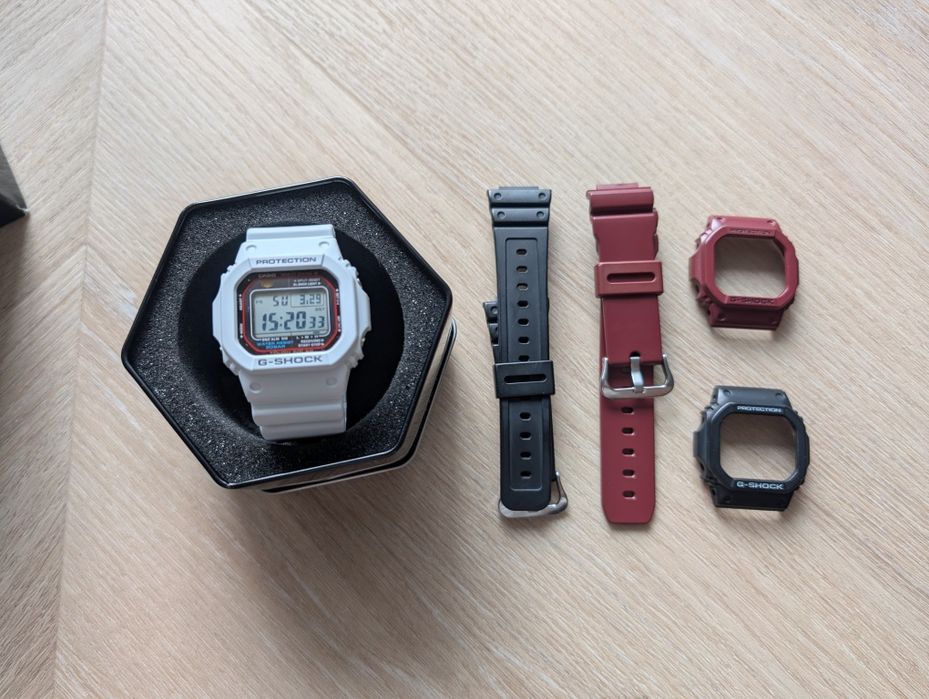 Casio GW-M5610 3 kolory solar radiowy