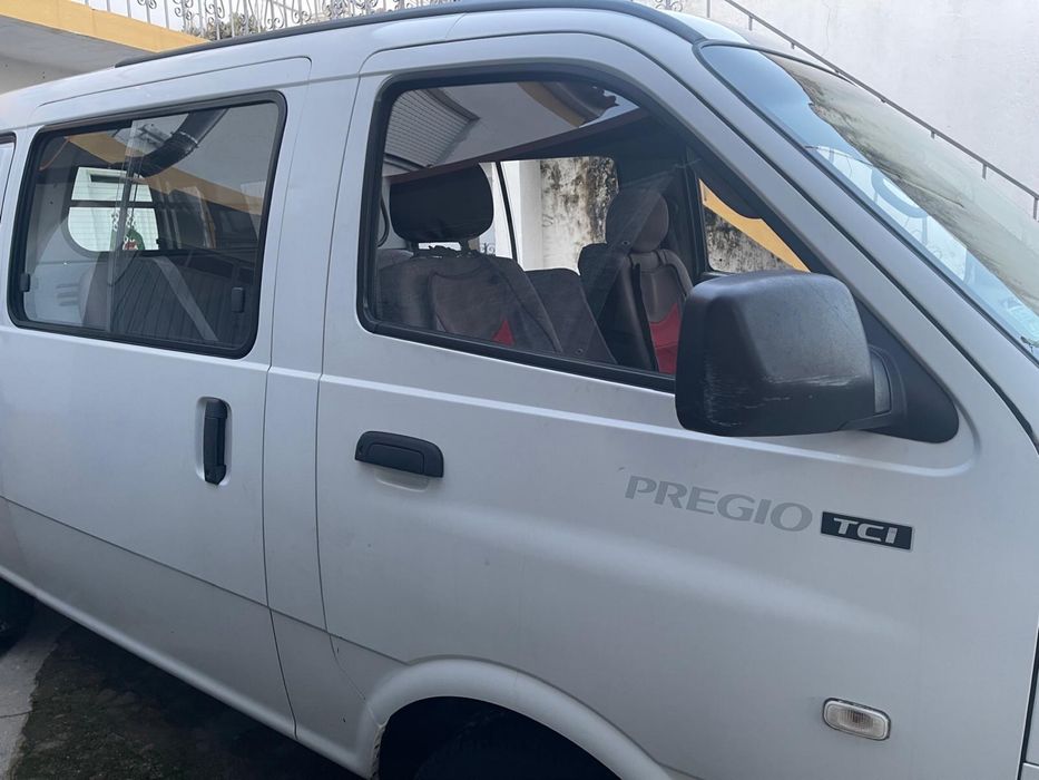 Carrinha Kia Pregio