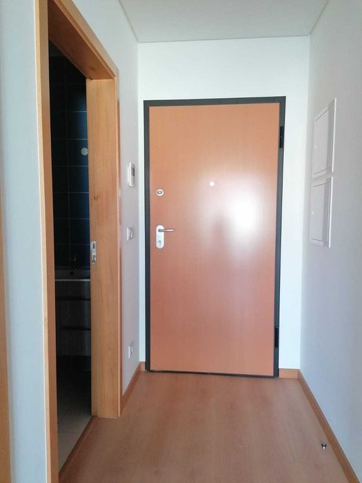Apartamento T1 aluguer - S. Mamede Infesta