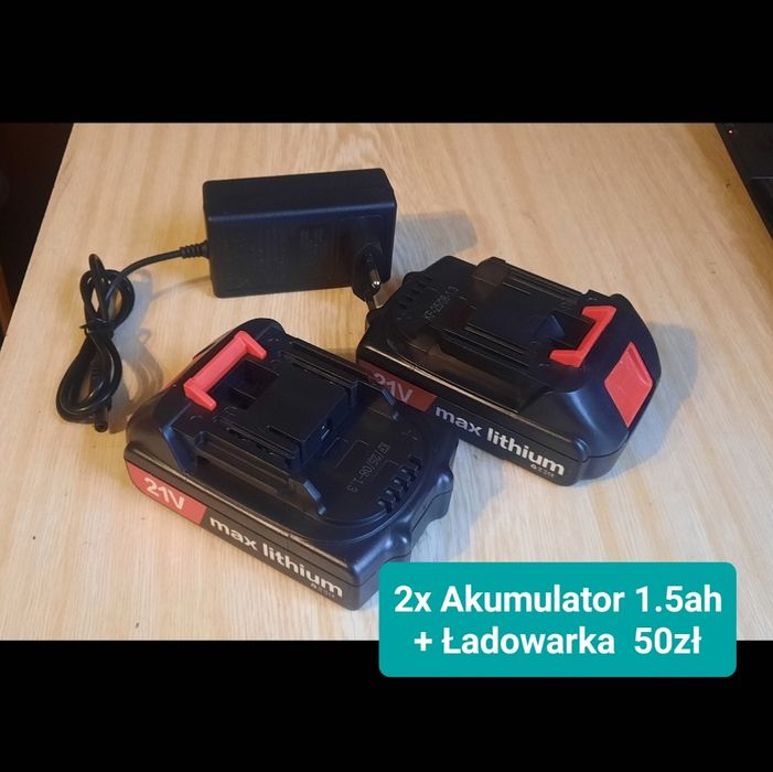 Dwie sztuki bateria 3Ah plus zasilacz pseudo Makita 18V