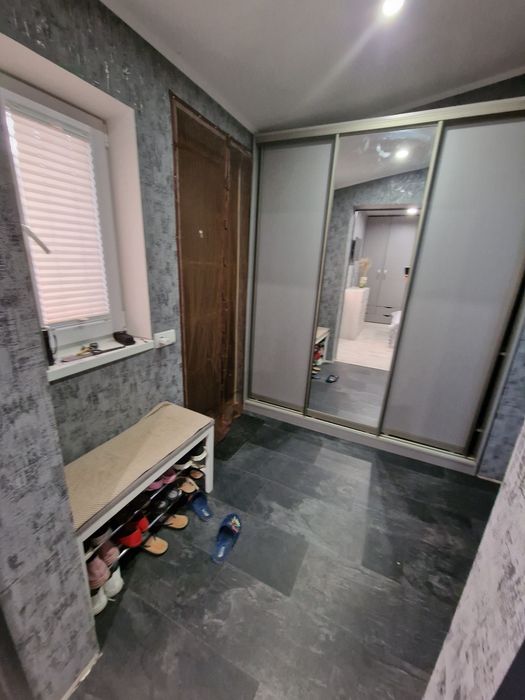 Продам 2к Слобожанский Тепличная студия и 2 спальни с авт. Юбилейный