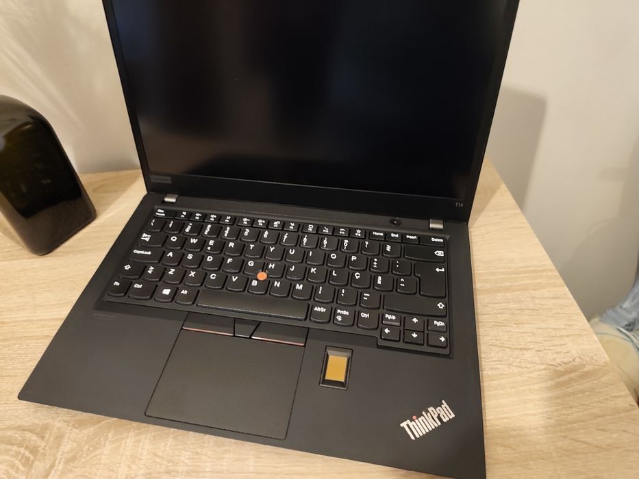 Lenovo ThinkPad T14 G1 i5 10ª-Geração 14" FULL HD