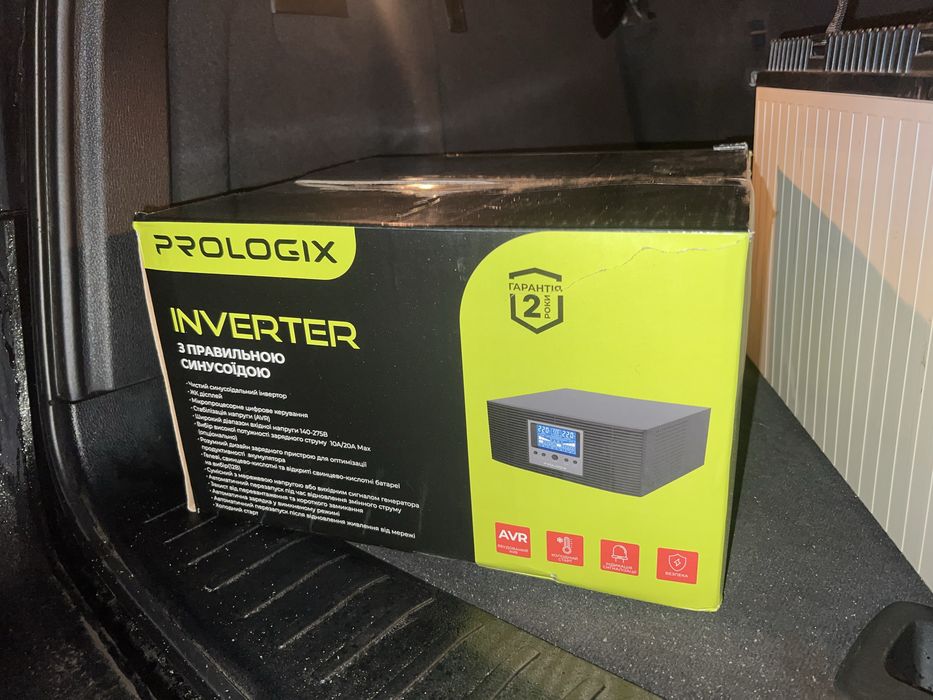 Безперебойник Prologix 800/1000/1200W инвертор Чистая синусоида АКБ