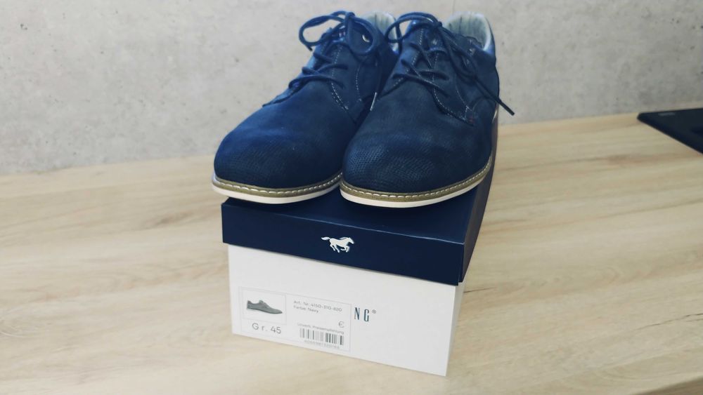 Mustang półbuty 45 granatowe męskie