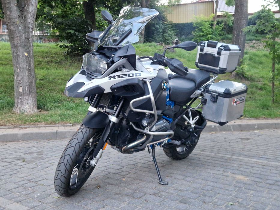 Motocykl turystyczny