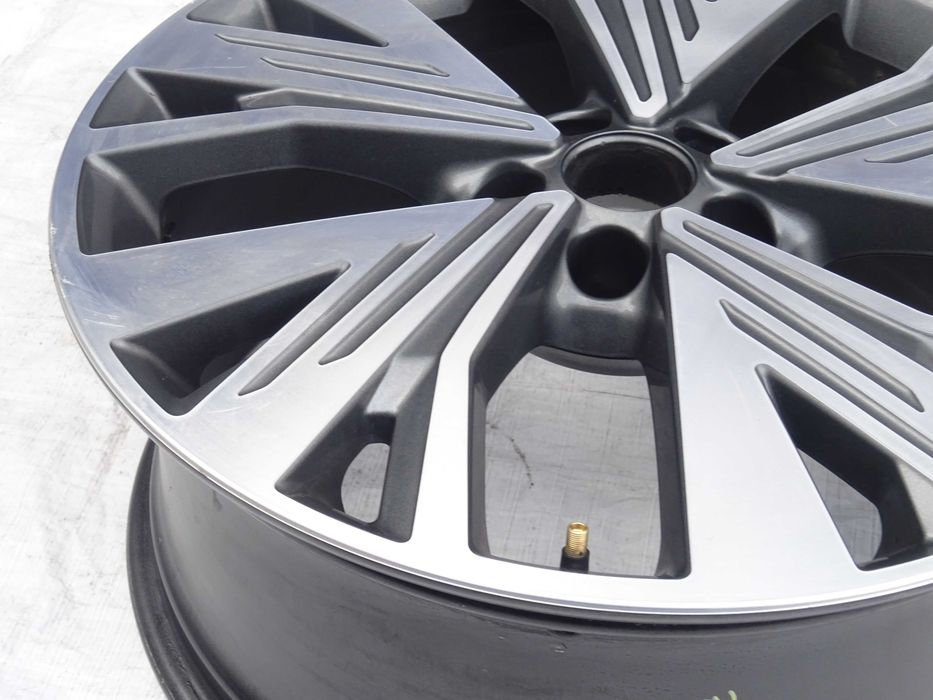 alu felga aluminiowa audi q4 e-tron sportback 19 cali 89a 89a601025c