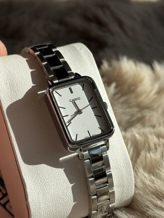 Годинник жіночі Casio LTP-V009D-7E Оригінал Гарантія Часы