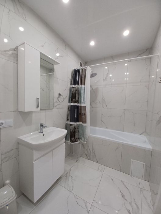 Здається простора 2х км квартира!!!