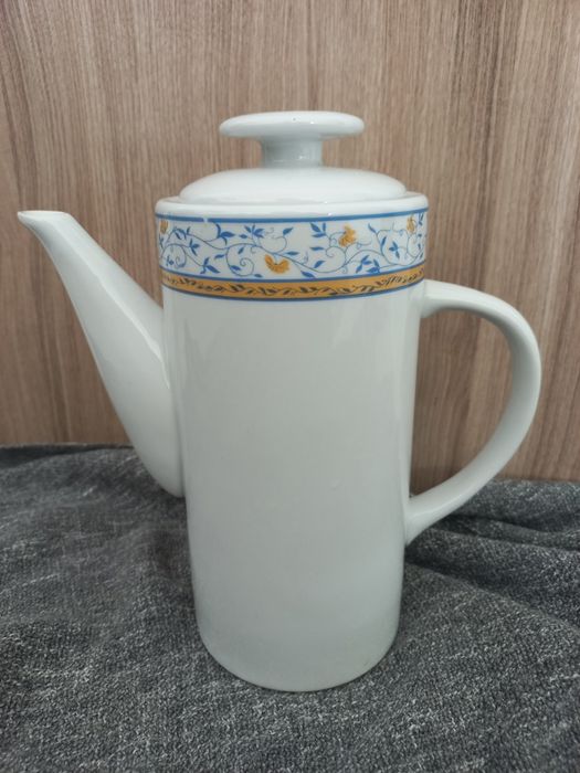 Bule cilíndrico 20cm altura e 10cm diâmetro