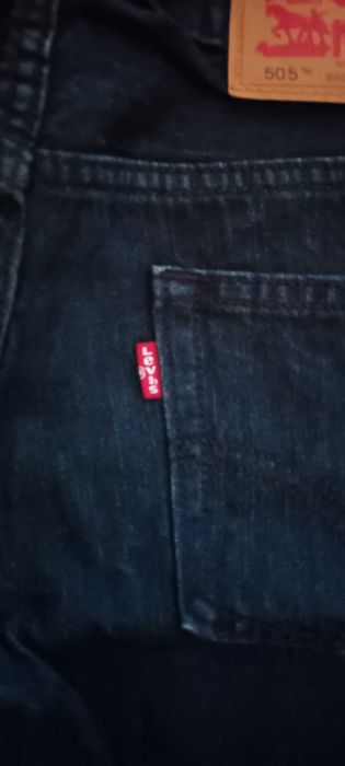 Calções de ganga Levis. Ótimo estado.