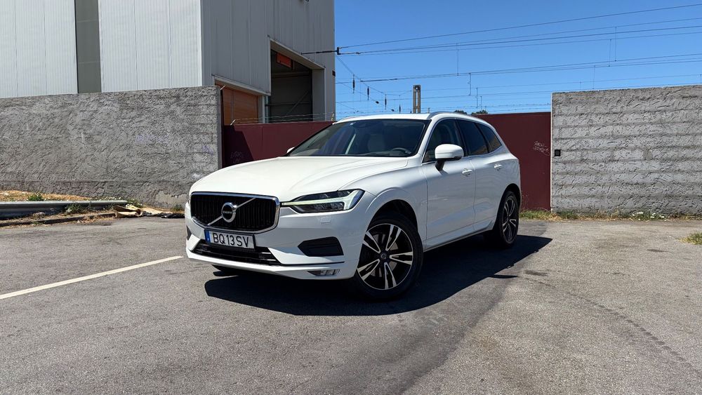 Volvo XC 60 D4 AWD Geartronic Momentum foto 3