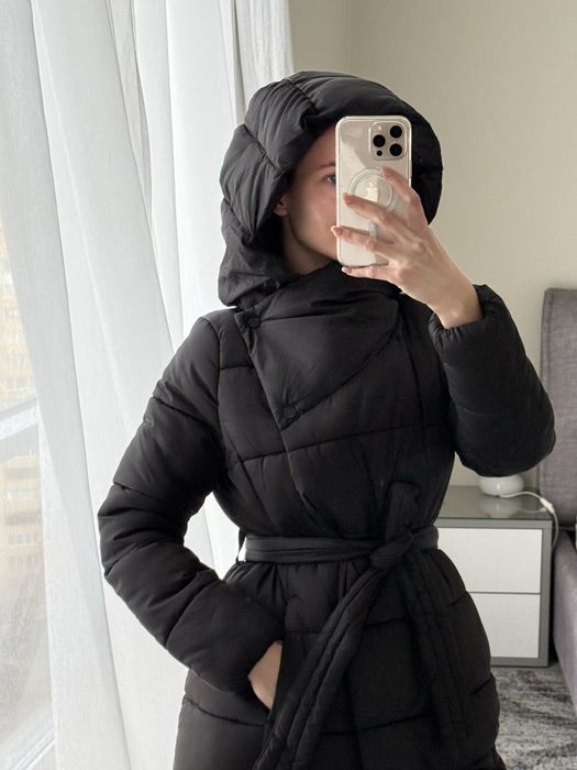 Пуховик жіночий довгий