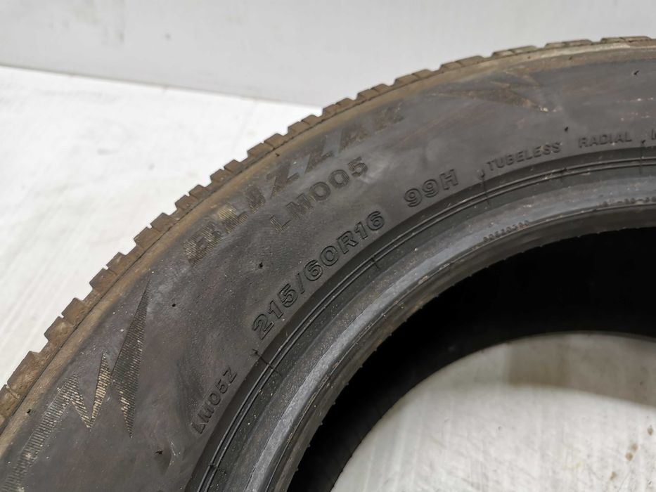 1x Bridgestone Blizzak LM005 215/60r16 99H N1335