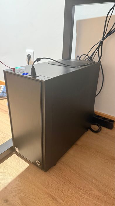 Nvidia rtx 3060 12gb , ryzen 5 5500 , 16gb ram Pc gaming
