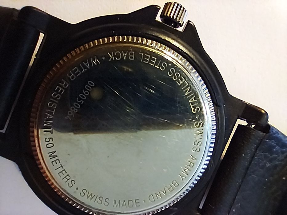 Relógio Swiss Army, mecanismo suíço