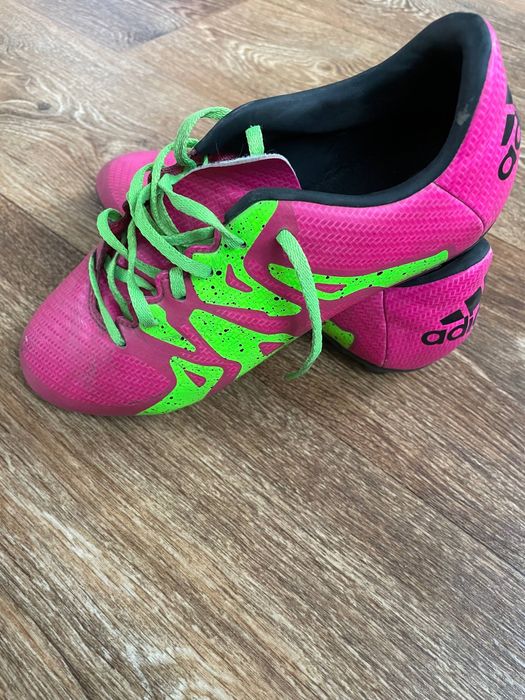 Продам бутци Адідас у гарному стані
