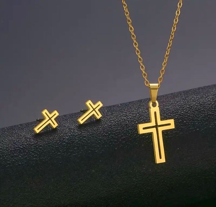 Przepiękny pozłacany zestaw APART łańcuszek z krzyżem + kolczyki