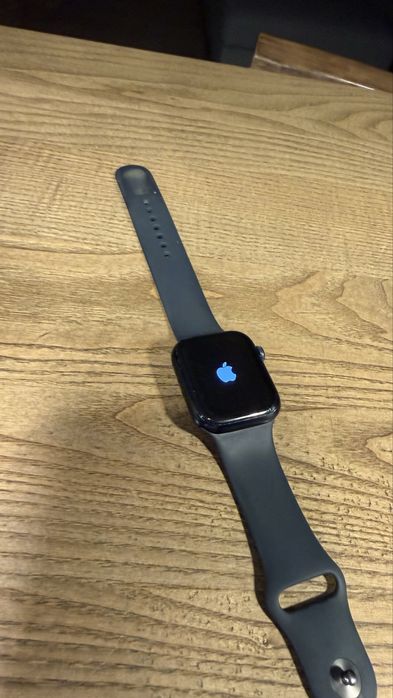 Apple watch series 8 45 mm midnight