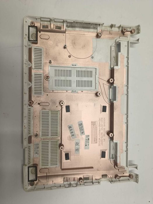 Dolna obudowa laptopa Samsung NC10.