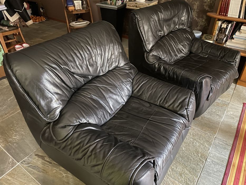 Sofás como novos, espumas trocadas e td o resto revisto, em mt bom est