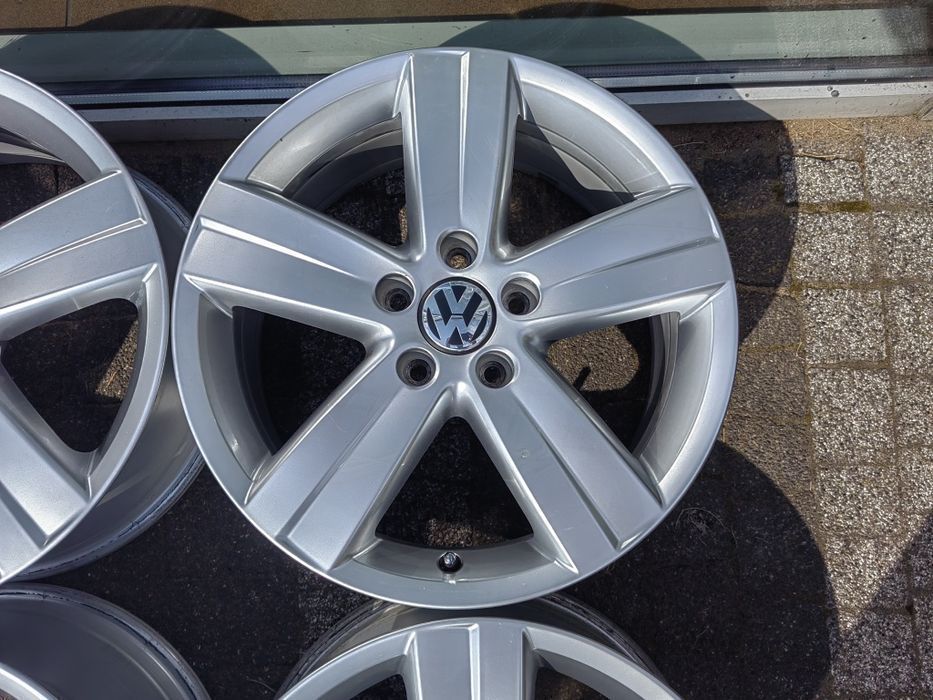 17" VW Golf VI VII Sharan Eos Caddy Touran Scirocco 5G0 Audi A3 Skoda