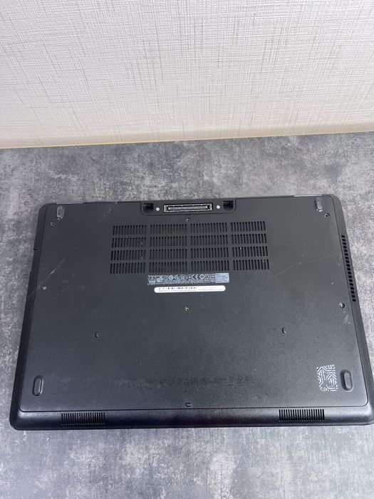 Розборка Dell E5450 не робочий, топкейс сервісна кришка шахта HDD