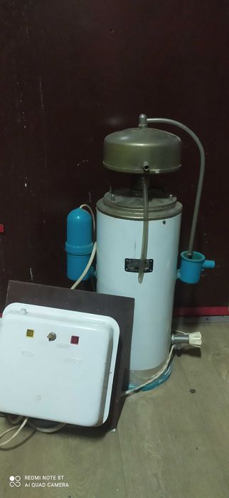 Диситилятор води