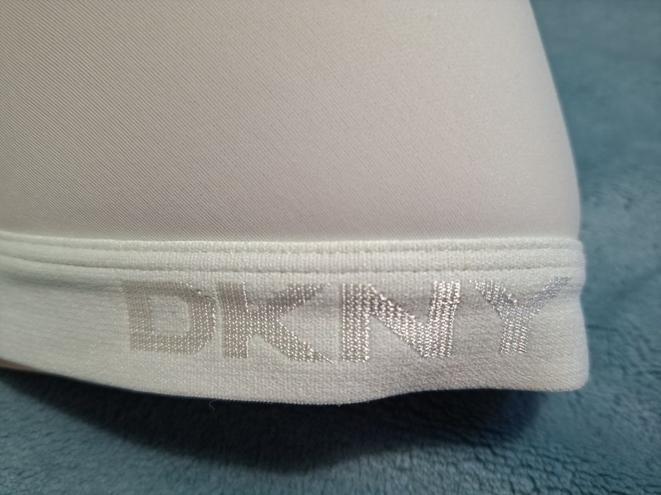 DKNY sliczne staniki 38 d czyli 85 d