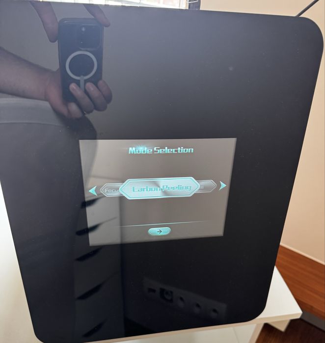 Laser Q-switch - usuwanie tatuazu - peeling weglowy