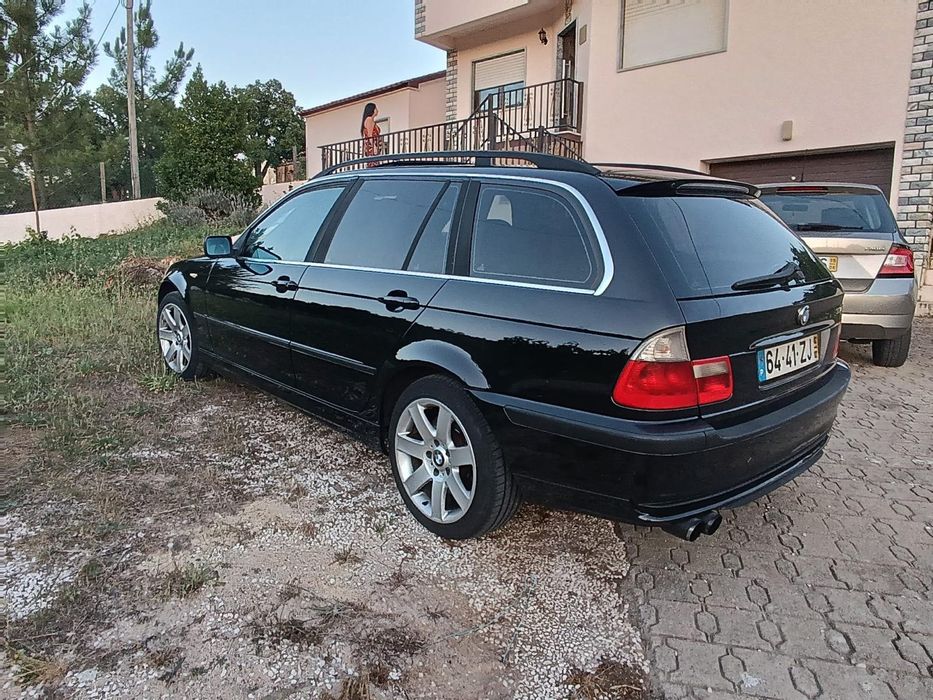 BMW 330xd com poucos KMS