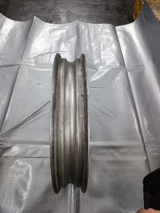 Передній колісний диск honda cb 500 17"