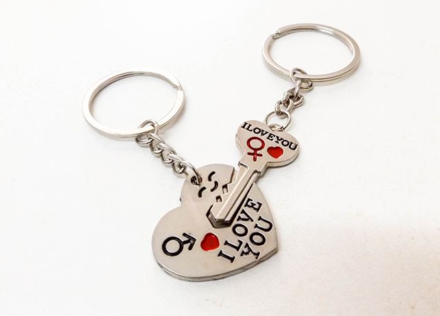 Porta chaves moderno Love