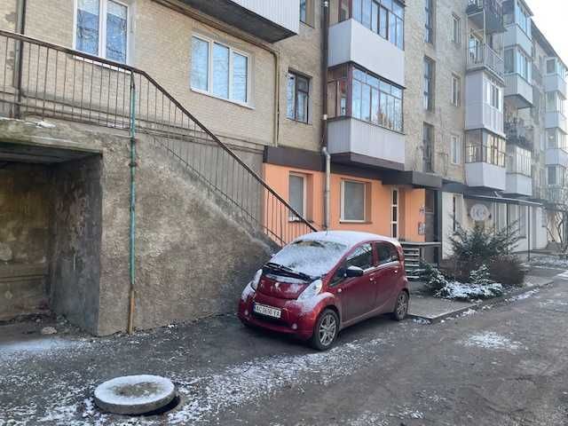 продаж  приміщення  під офіс чи магазин по проспекту Волі 62