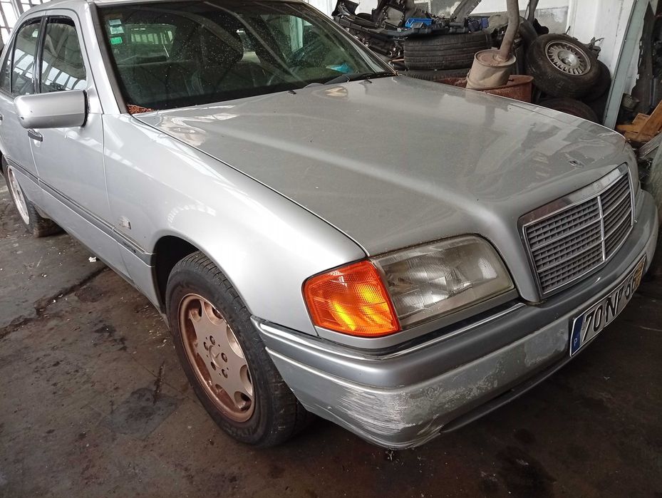 Peças Mercedes C180