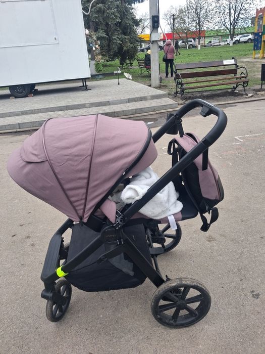 Продам дитячу каляску 2 в 1