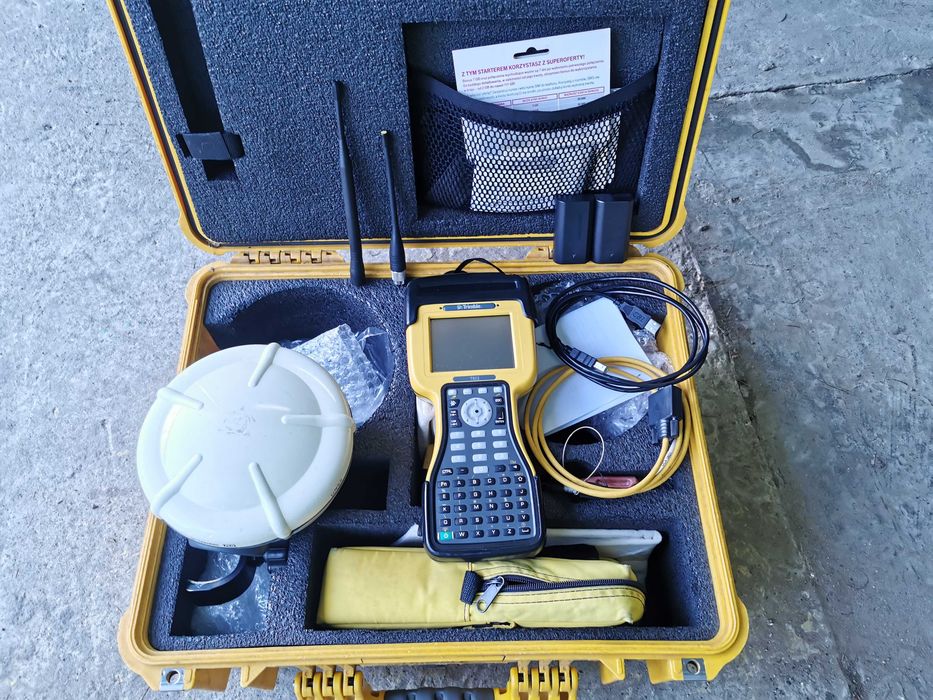 Antena Trimble R8-2 GPS+GLO + kontroler TSC2