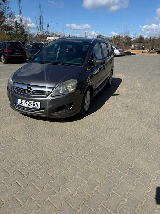 Opel Zafira 2009r