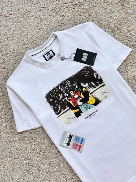 Футболка Weekend Offender