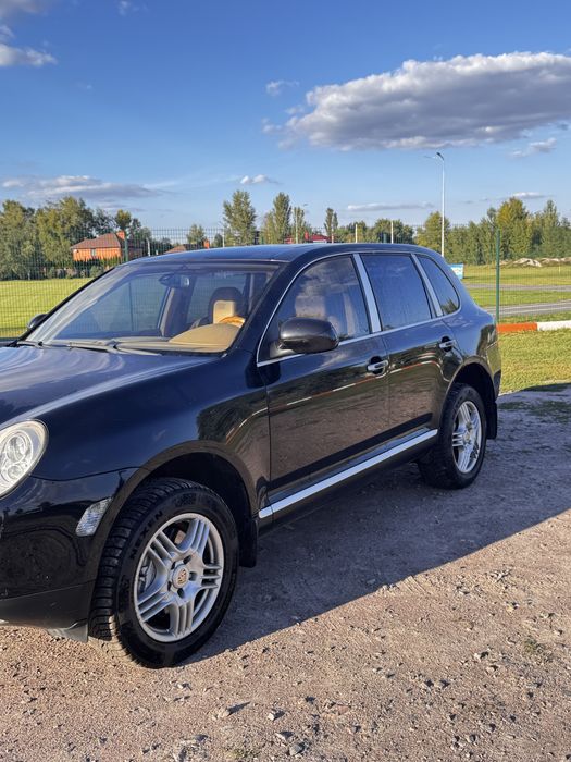 Продам  Porsche Cayenne