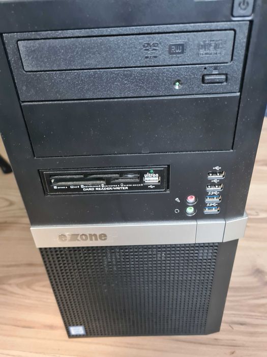 Komputer EXONE  intel i3-8100