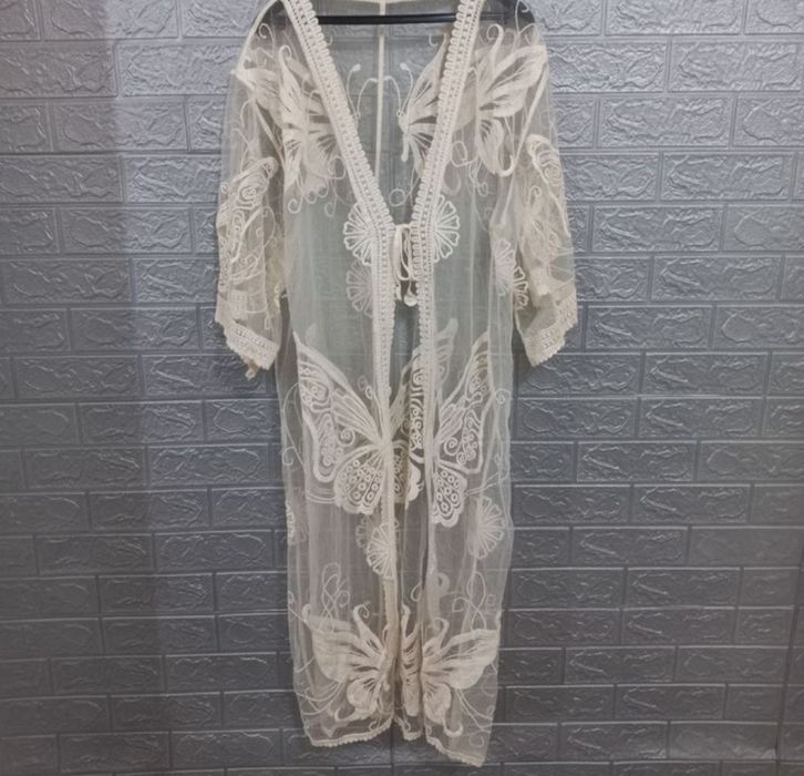 Saída de praia renda borboleta tamanho único