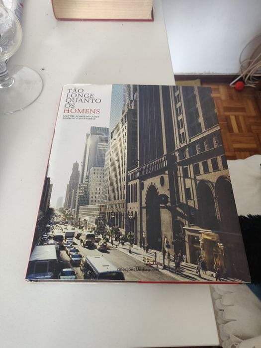 Livro sobre cultura de vários países