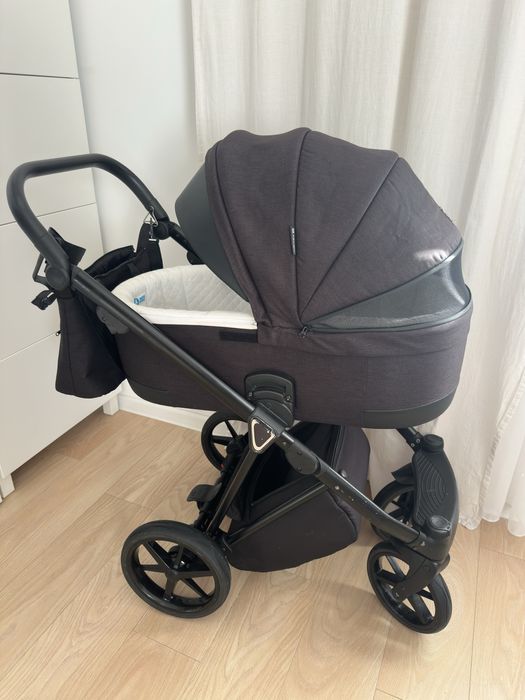 Zestaw wózek 2 w 1 plus fotelik z bazą