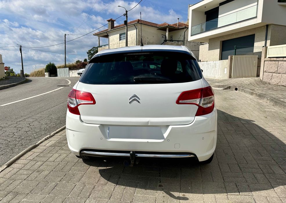 Citroën C4 II 1.6 HDi 92 cv | GPS | AC Bi-Zona | Muito Equipado
