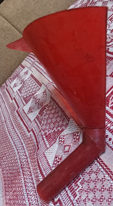 Лійка-конструктор для заливної горловини бака авто