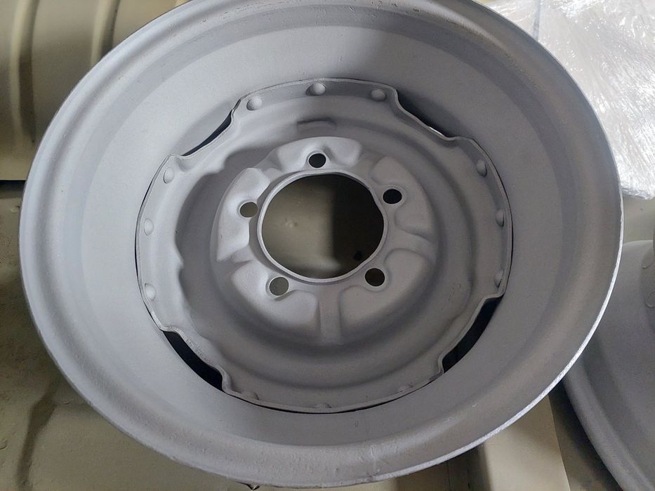 Диск ГАЗ 21  Волга 21  Звезда Зірка 1 серія клепанний