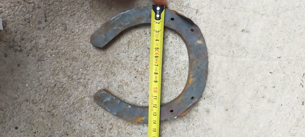 Podkowa dla konia lub na szczęście metalowa Kraków