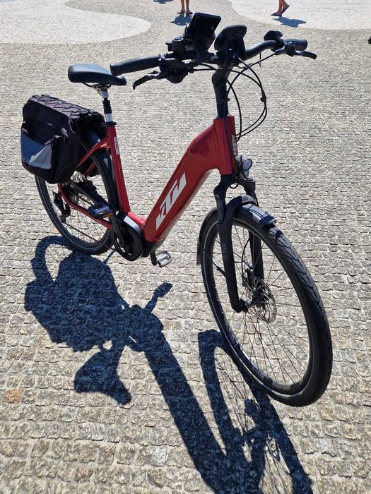 Bicicleta Elétrica KTM Macina Tour CX 510 – Como Nova!