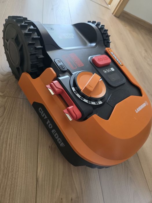 WORX Landroid M500 robot koszący